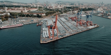 CHP-Usak-Belediye-Baskani-Yalim8217i-Ihrac-Talebiyle-Askiya-Aldi-featured