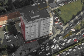 Siber-Savas-Kizisiyor-FBI-Direktoru-Wray-Hacklendi-featured